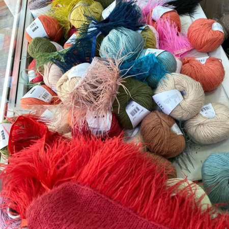 Перья страуса 7-8 см на ленте 0.5 м