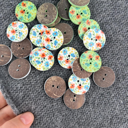 Пуговицы Sandra, размер 40