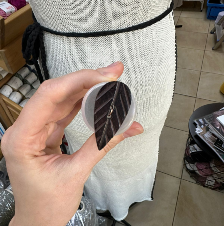 Пуговицы Sandra, размер 64 (1455Y-64-ROSE WOOD, Эвкалипт шоколад)