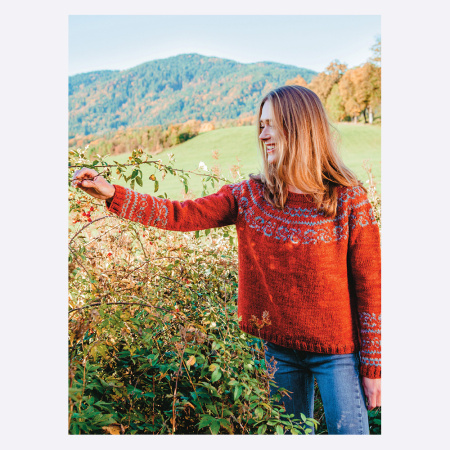 Исландские бесшовные пуловеры с кокеткой-лопапейса