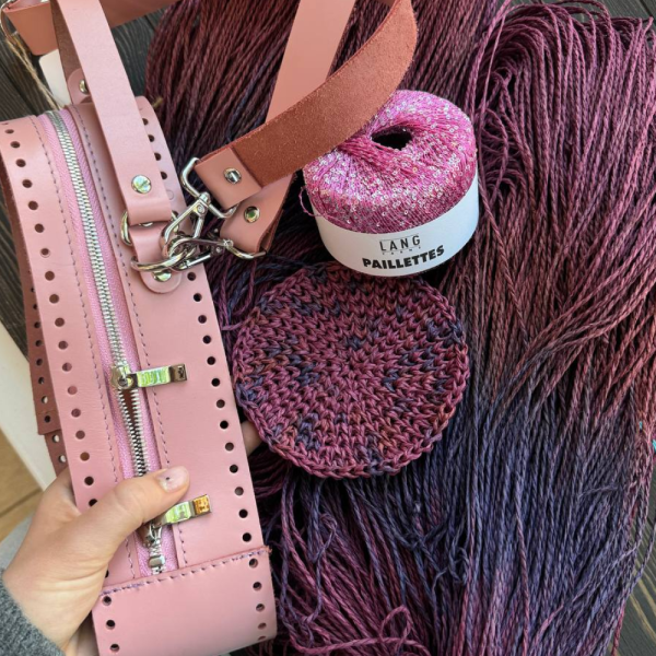 Рафия в пасме Рафаель Дольче Рафия в пасме Рафаель Дольче