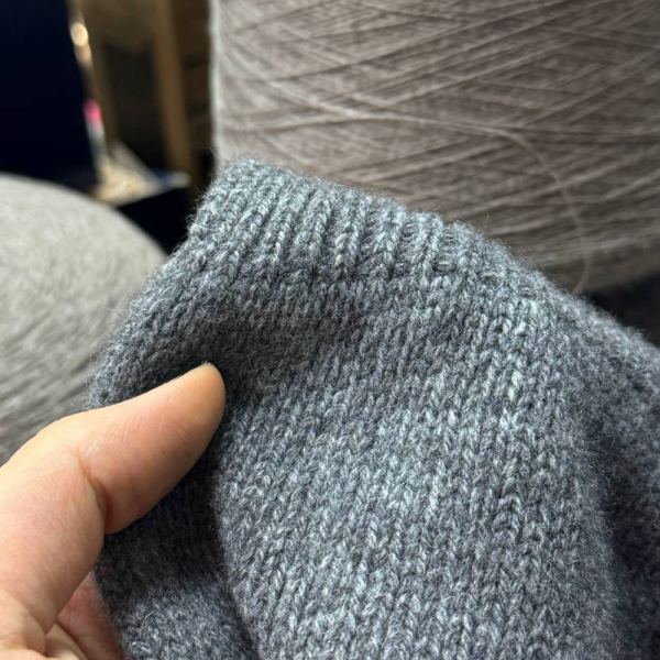 Бобина Cashmere by Biagioli Modesto 2/28