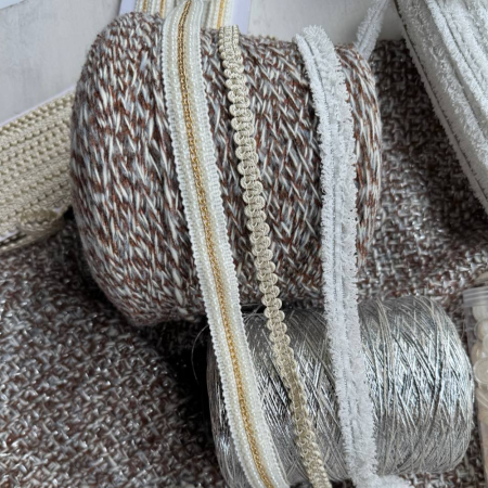 Украшение Chanel НА МЕТРАЖ