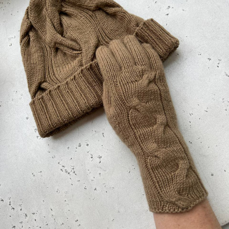 Доступ к онлайн-совместнику. Шапка + перчатки Loro Piana