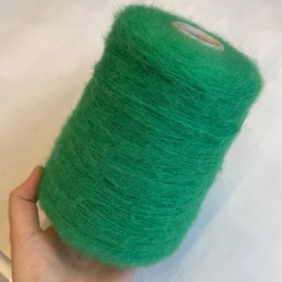 Бобина Louis Vuitton Stock Луи Виттон (Sandra 12, Перечная мята, 400 м, 90% вспушенный меринос, 10% Па)