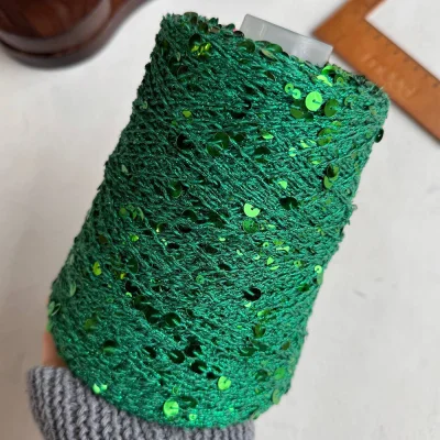 Бобина пайетки Reflex (30% хлопок, 50% пайетки, 20% люрекс), 230 м. (1179, Зеленое яблоко)