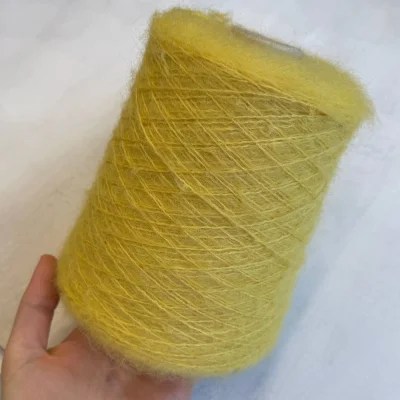 Бобина Louis Vuitton Stock Луи Виттон (Sandra 120, Канарейка, 400 м, 90% вспушенный меринос, 10% Па)