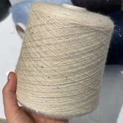 Бобина Pailettes KidMohair by WoolDom (67% кидмохер, 28% шелк малберри, 5% пайетки), 850 м. (0010, Вайтли)