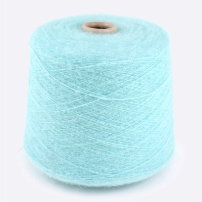 Бобина KIDSILK (70% кидмохер, 30% шелк), 900 м. (P-304, Гладь воды)