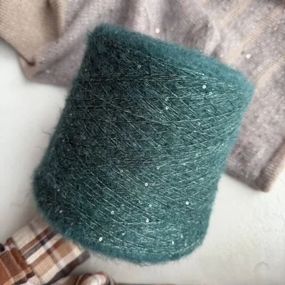 Бобина Silkid Sequins by WoolDom  (65% кидмохер, 25% шелк малберри, 10% пайетки), 700 м. (19085, Бутылочное стекло)