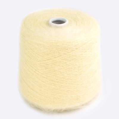 Бобина Silkid (70% кидмохер, 30% шелк), 850 м. (2452, Лимонный тарт)