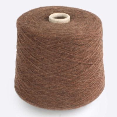 Бобина Nuvola (75% кашемир, 25% кидмохер), 430 м (1428, Мишка Тедди)