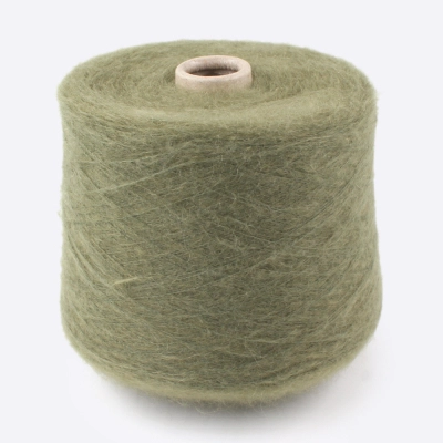 Бобина мохер LOVE ❤ MOHAIR 1/10 (70% кидмохер, 30% нейлон), 1000 м. (9031, Хаки камуфляж)