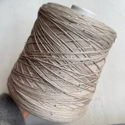 Бобина Kachinelli Merino (85% меринос, 4% хлопок, 11% пайетки), 310 м. (8550, Миндаль) Бобина Kachinelli Merino (85% меринос, 4% хлопок, 11% пайетки), 310 м. (8550, Миндаль)
