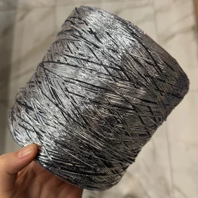 Бобина Silver Star ПОТАЛЬ (40% лен, 40% вискоза, 20% люрекс), 620 м. (8033, Серебряный голубь)