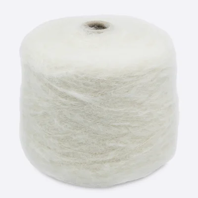 Бобина Louis Vuitton Stock Луи Виттон (Lilas 350, Молоко, Неро, 200 м, 43% суперкидмохер, 43% беби альпака, 14% Па)