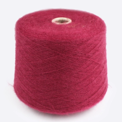 Бобина KIDSILK (70% кидмохер, 30% шелк), 900 м. (4329, Вишневый ликер)