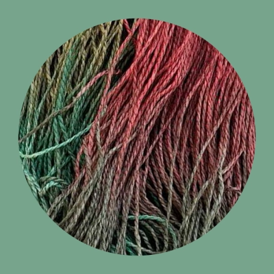 Рафия в пасме Рафаель DOLCE (Ягодный с тимьяном) Рафия в пасме Рафаель DOLCE (Ягодный с тимьяном)