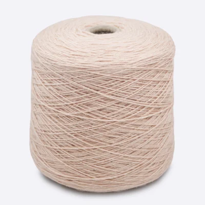 Бобина Louis Vuitton Stock Луи Виттон (Odette 707, Персиковый пушок, 260 м, 80% меринос, 20% шелк)