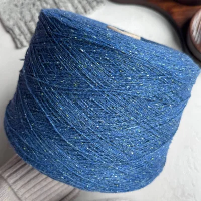 Бобина Pigalle (55% меринос, 25% шелк, 10% вискоза, 10% Па), 750 м. (Royal Tweed, Королевский синий)