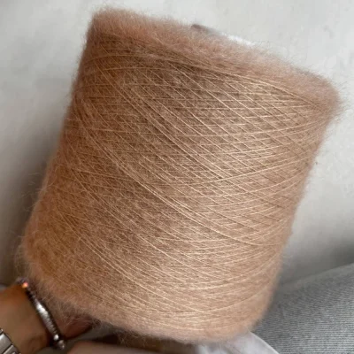 Бобина Silkid (70% кидмохер, 30% шелк), 850 м. (14459, Марципан)