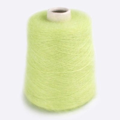 Бобина KIDSILK (70% кидмохер, 30% шелк), 900 м. (5852, Лайм 1000 м.)
