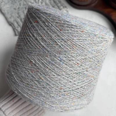 Бобина твид Pirle (55% меринос, 25% шелк, 10% вискоза, 10% Па), 750 м. (Perla Multicolor, Жемчуг)
