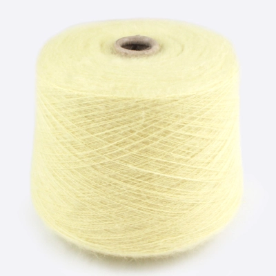 Бобина KIDSILK (70% кидмохер, 30% шелк), 900 м. (7118, Канарейка)