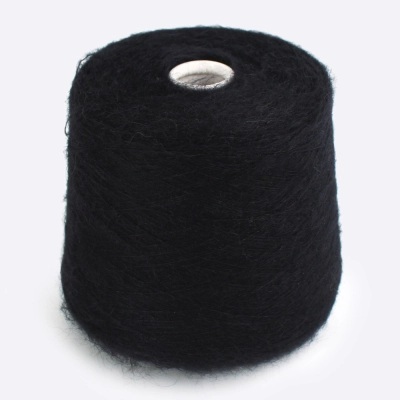 Бобина Silkid (70% кидмохер, 30% шелк), 850 м. (601, Конкретно черный)