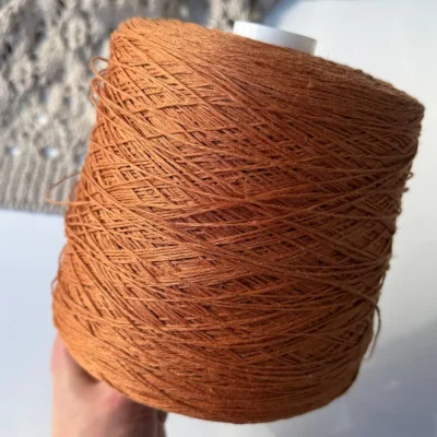 Бобина Servisi Seta ШЕЛКОВАЯ КОНОПЛЯ (100% конопля), 400 м (Терракот, 400 м., Terra Cotta)