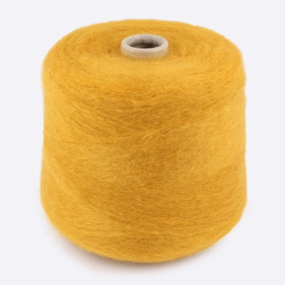 Бобина MoonLight (80% кидмохер, 5% меринос, 13% ПА, 2% эластан), 550 м. (11715, Горчица)