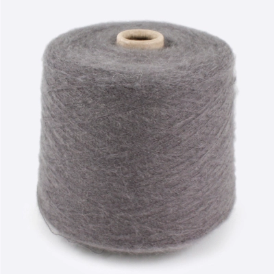 Бобина мохер LOVE ❤ MOHAIR 1/10 (70% кидмохер, 30% нейлон), 1000 м. (9006, Серый дым)