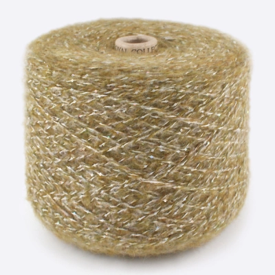 Бобина Stellare (15% кидмохер, 18% меринос, 10% вискоза, 50% ПА, 7% люрекс), 170 м. (621, Олива)