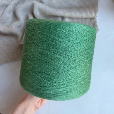 Бобина Lino Ambra (90% лен, 10% шелк), 700 м. (Verde, Можжевельник)