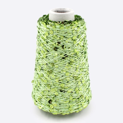 Бобина Пайетки, CARILLON 2000 (50% хлопок, 50% пайетки) 200 м. (5061, Салат)