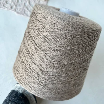 Бобина Silco (50% шелк Shappe, 50% хлопок Pima), 700 м (124752, Классический беж)