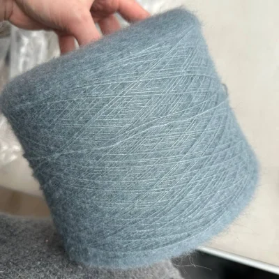 Бобина KIDSILK (70% кидмохер, 30% шелк), 900 м. (P-443, Звездная пыль)